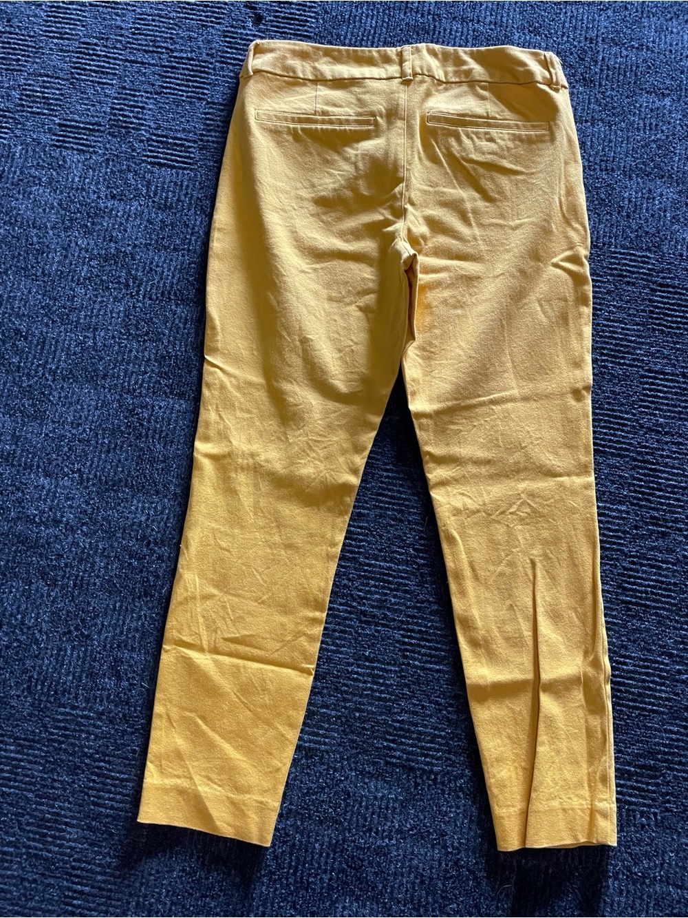 Old Navy pixie ankle pants, yellow - Picture 4 of 4